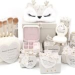HAPPY LOLLI Gift Basket for Tween & Teen Girls – 8 Trendy Gifts with Tasks & Empowering Cards – Great for Birthdays.